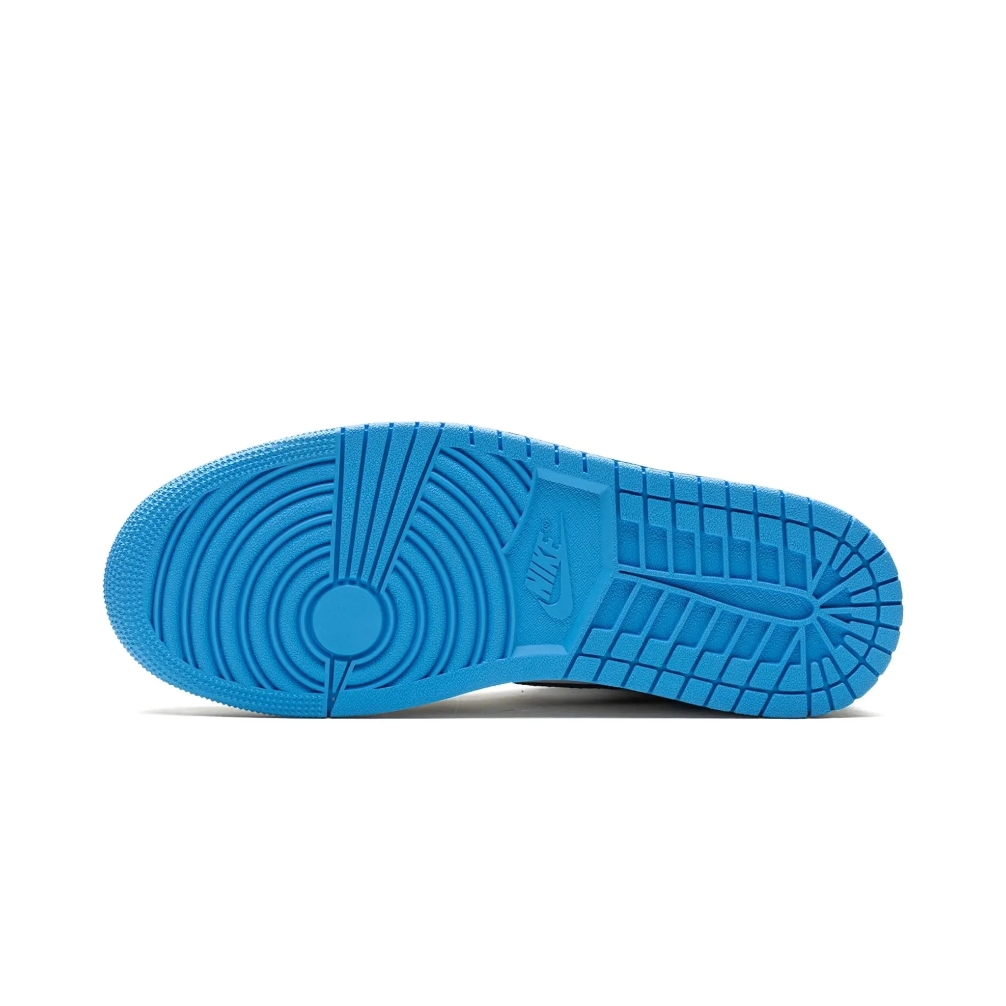 Air Jordan 1 Retro High UNC - Bucharest Kicks