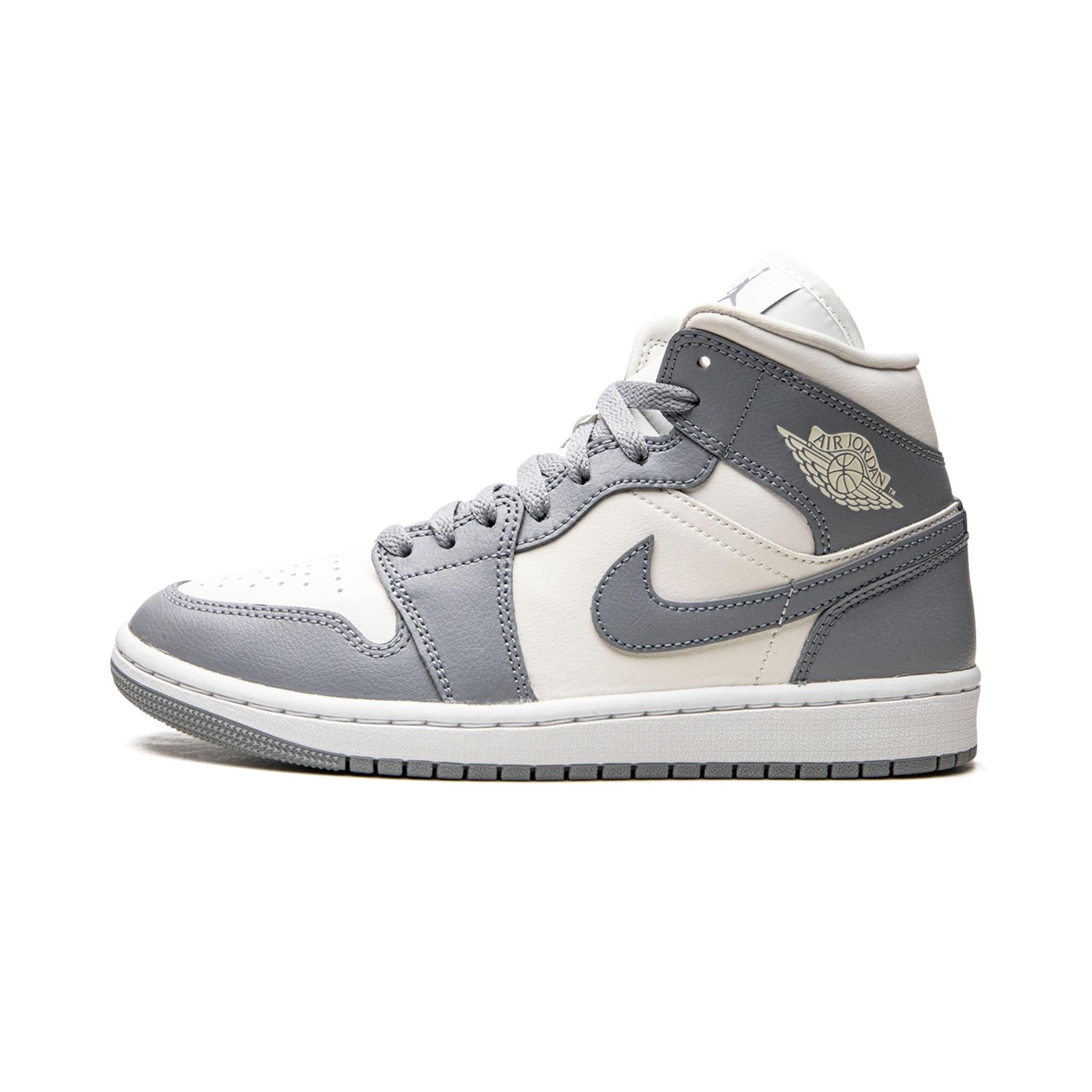 Air Jordan 1 Retro Mid Stealth - Bucharest Kicks