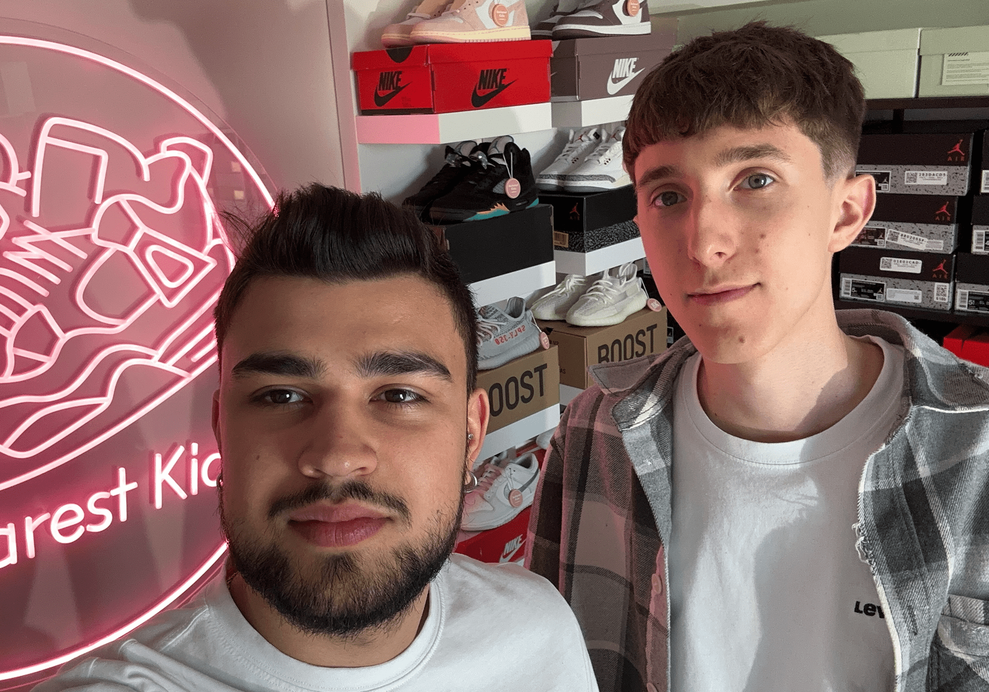 Bucharest Kicks prietenie