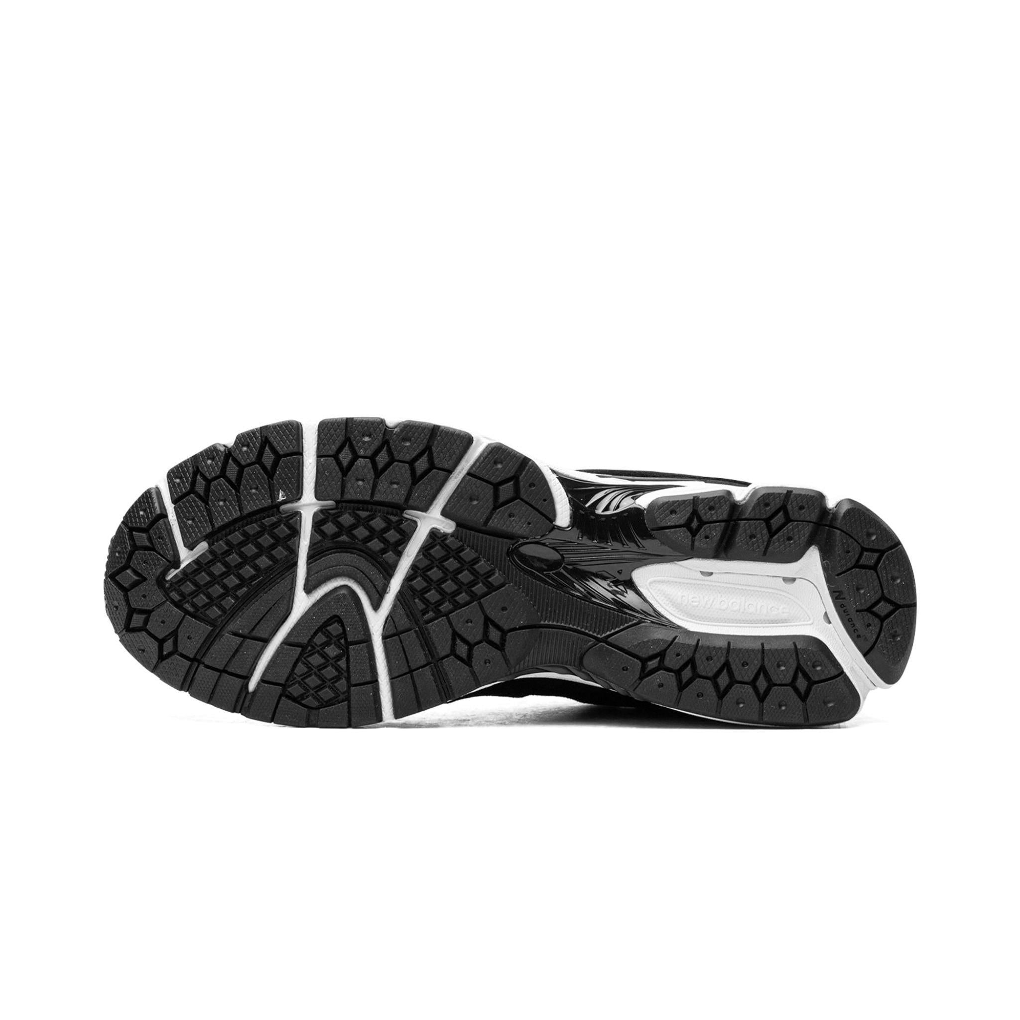 New Balance 2002R Black Gunmetal - Bucharest Kicks