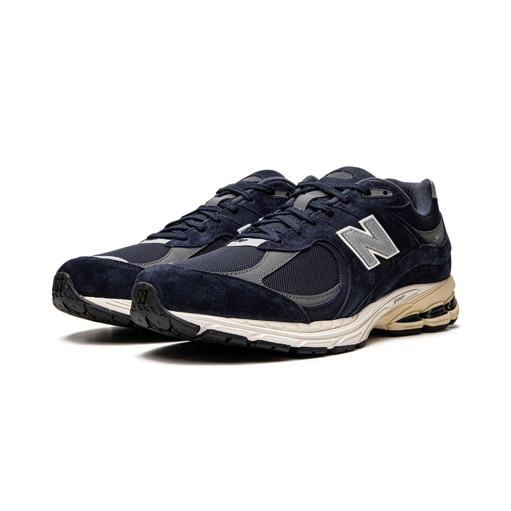 New Balance 2002R Eclipse Navy - Bucharest Kicks