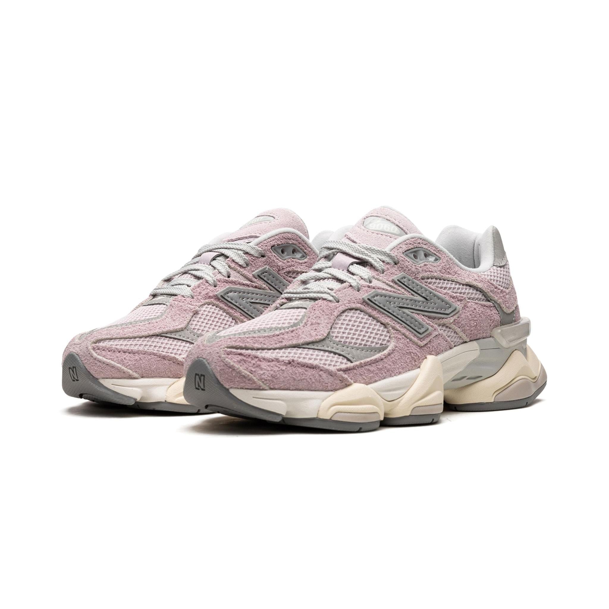 New Balance 9060 December Sky - Bucharest Kicks
