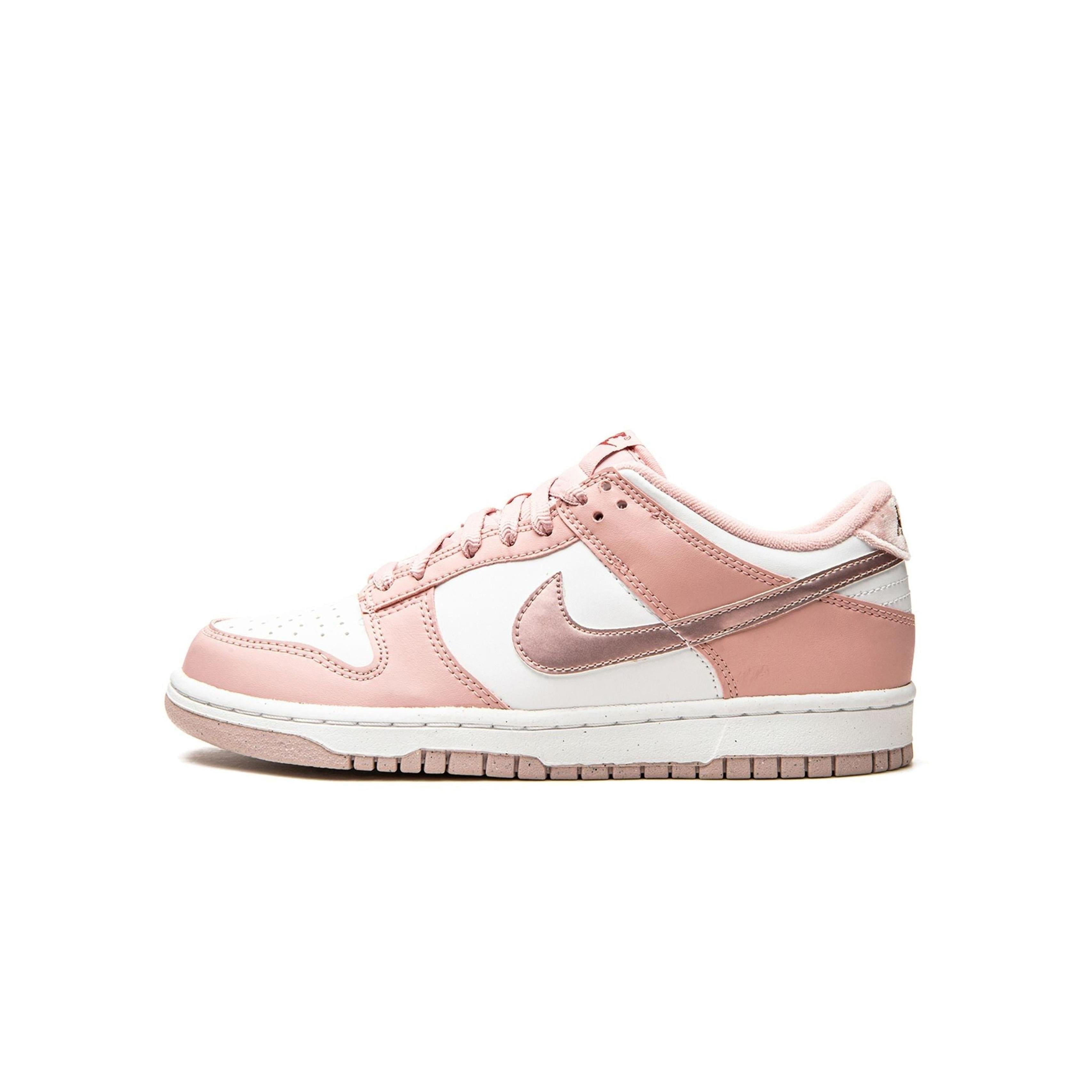 Nike Dunk Low Pink Velvet - Bucharest Kicks