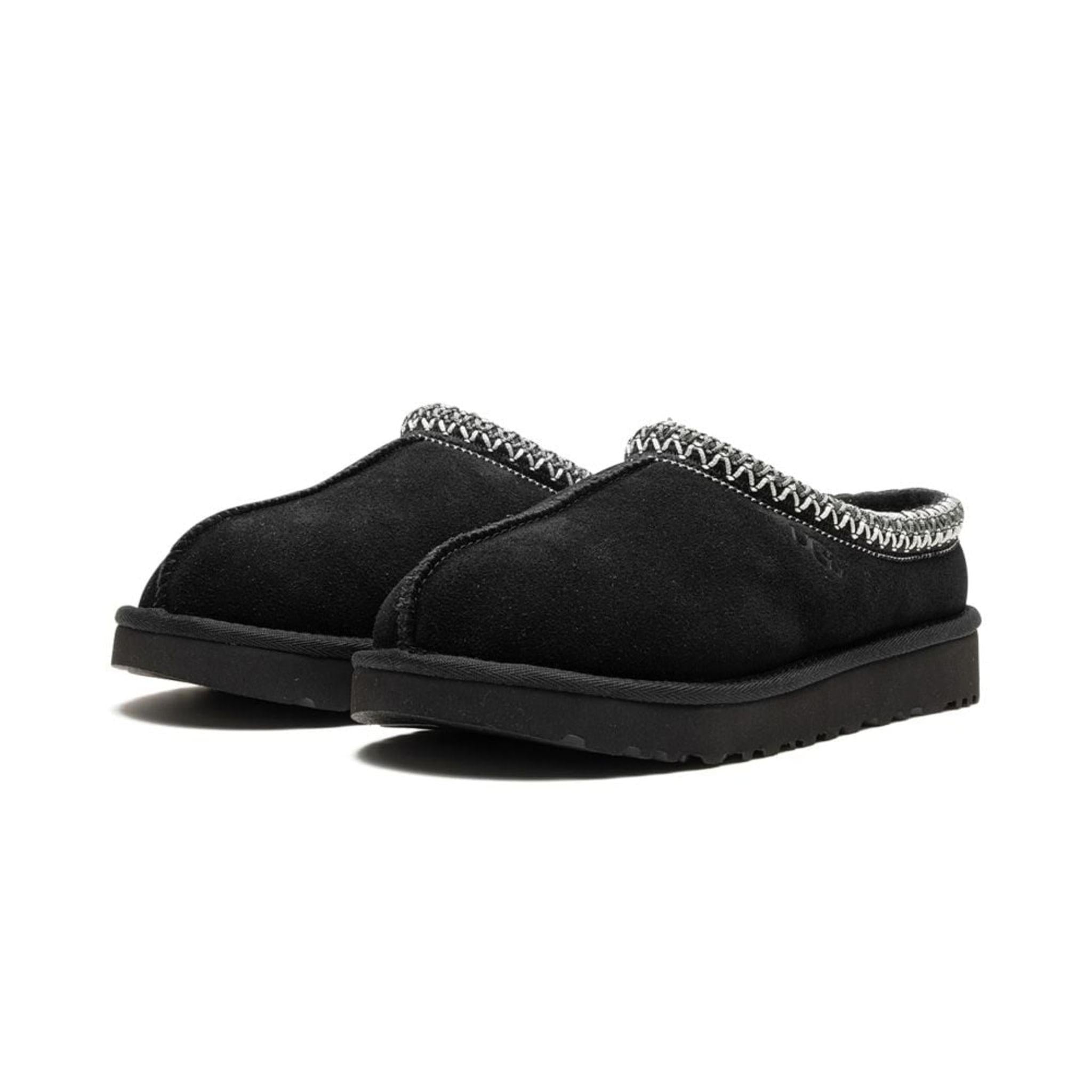 UGG Tasman Slipper Black - Bucharest Kicks