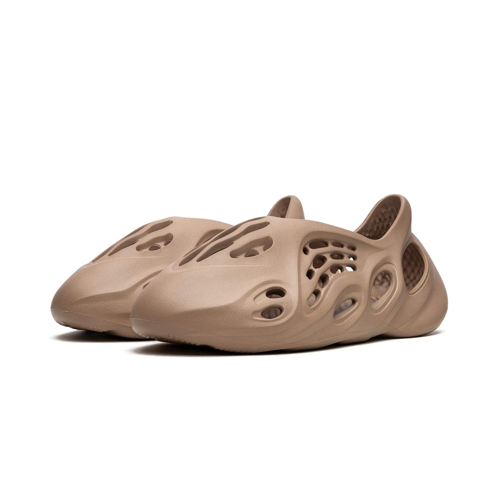 Adidas Yeezy Foam Runner Clay Taupe - Bucharest Kicks