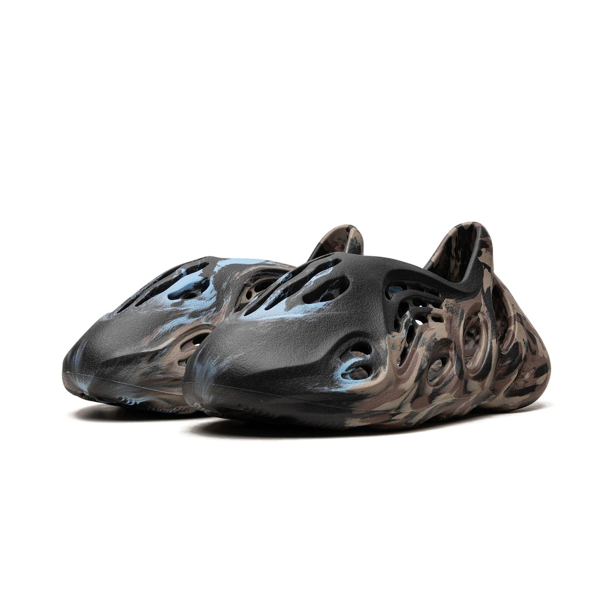 Adidas Yeezy Foam Runner MX Cinder - Bucharest Kicks