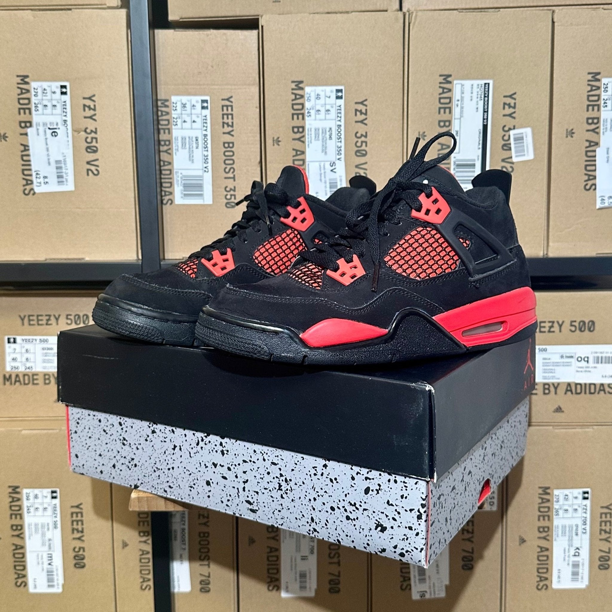 Jordan 4 Retro Red Thunder - 38 - Bucharest Kicks