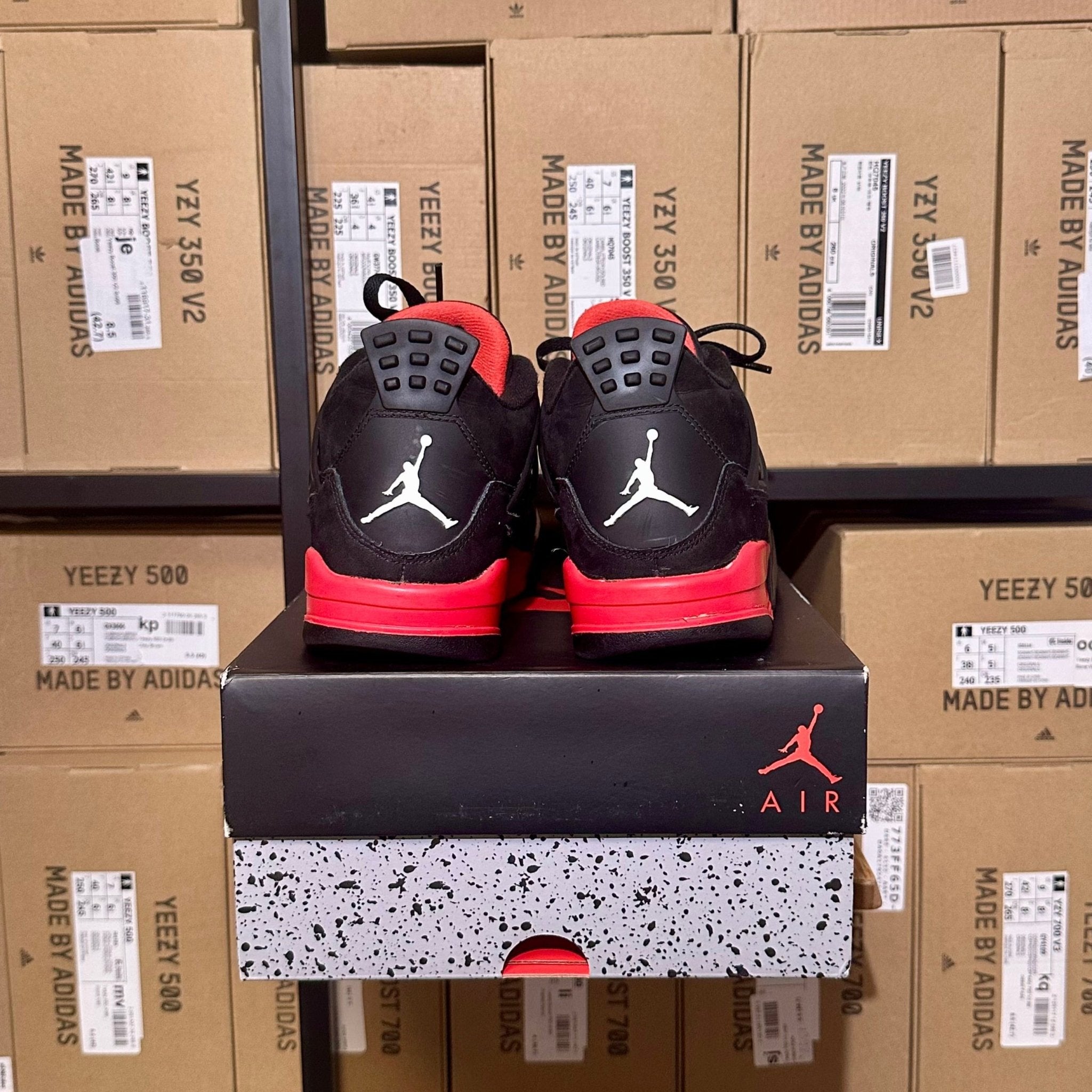 Jordan 4 Retro Red Thunder - 38 - Bucharest Kicks