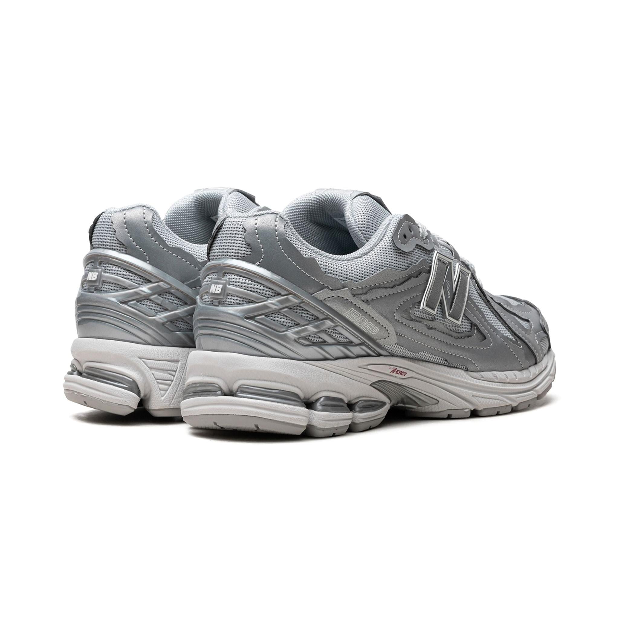 New Balance 1906D Silver Protection - Bucharest Kicks