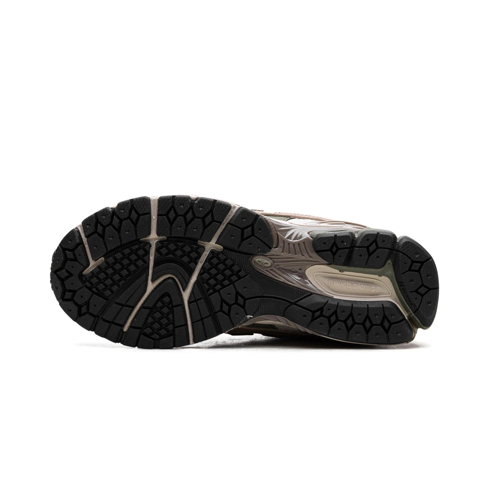 New Balance 1906R Utility Linen - Bucharest Kicks