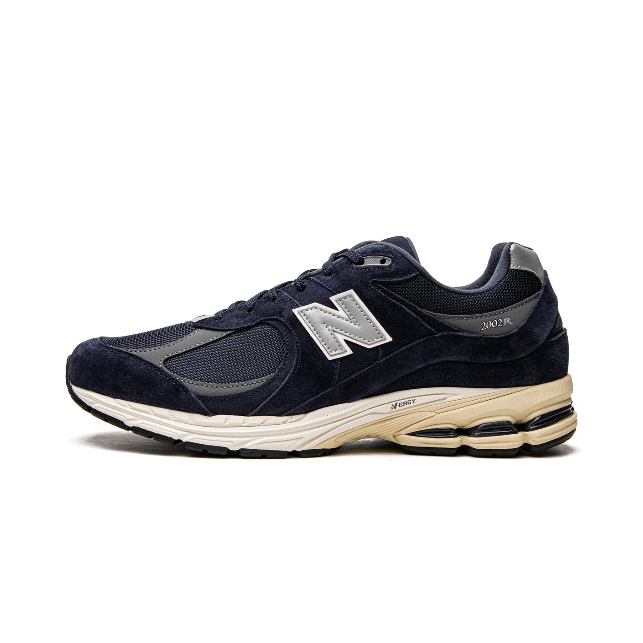 New Balance 2002R Eclipse Navy - Bucharest Kicks